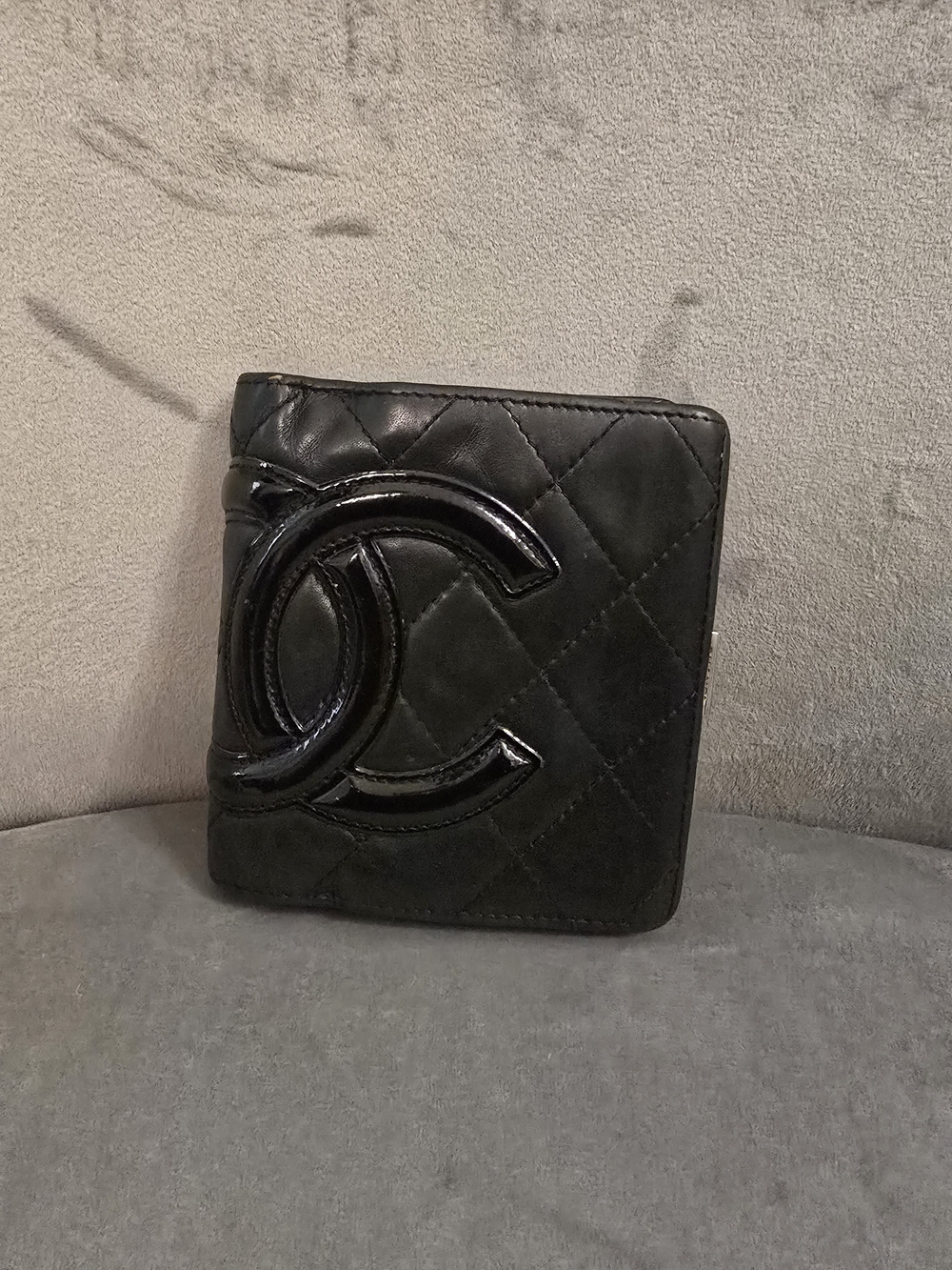 💯 Authentic Chanel Cambon Black Quilted Compact Wallet